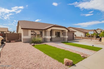 6389 Muriel Dr, Glendale, AZ 85308