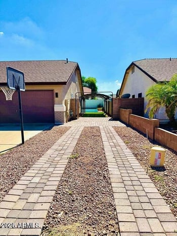 6389 Muriel Dr, Glendale, AZ 85308