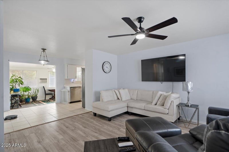 639 57th Pl, Mesa, AZ 85205