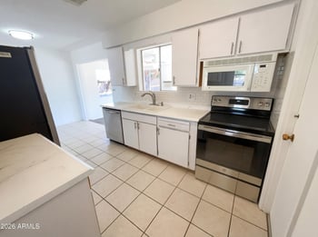 639 57th Pl, Mesa, AZ 85205