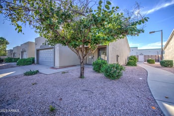 64 63rd St #25, Mesa, AZ 85205