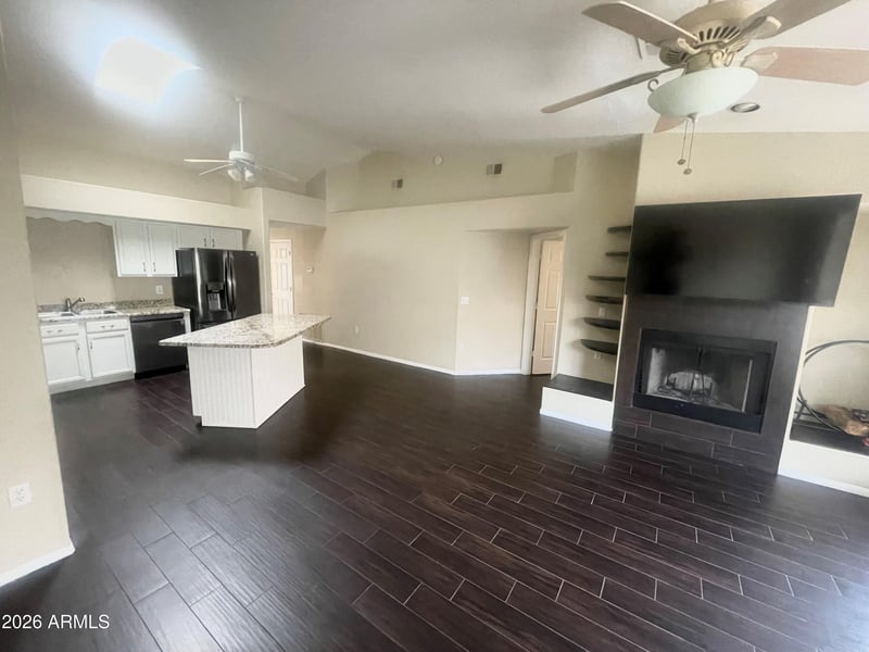 64 63rd St #52, Mesa, AZ 85205
