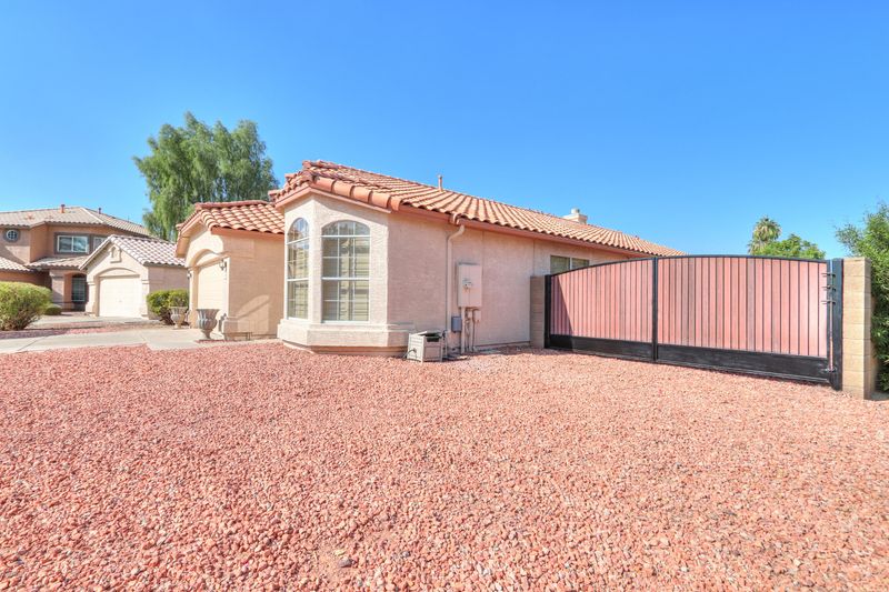 64 S Sandstone St, Gilbert, AZ 85296
