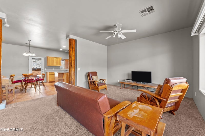 640 Desert Canyon Rd, Wickenburg, AZ 85390