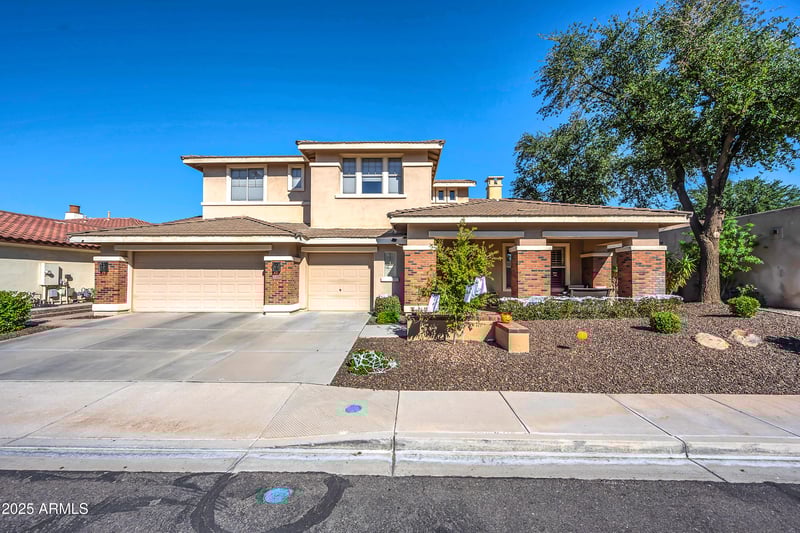 640 Vinedo Ln, Tempe, AZ 85284