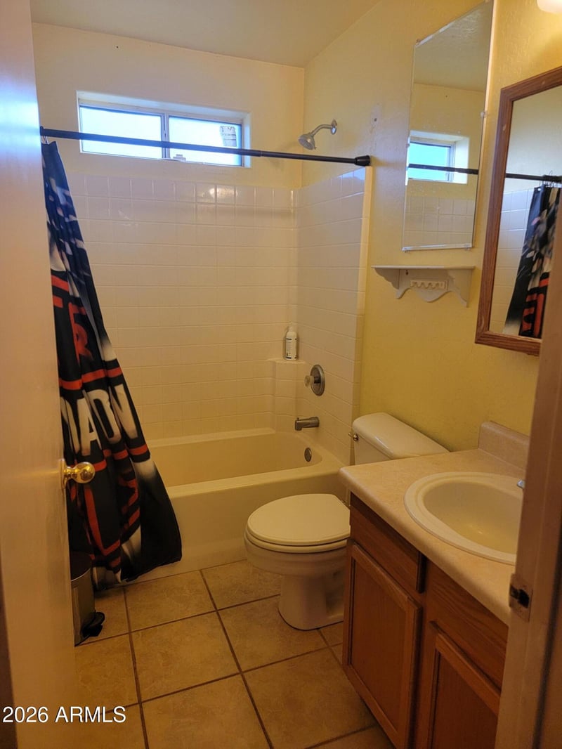 6400 Fox Hollow Ln, San Tan Valley, AZ 85140