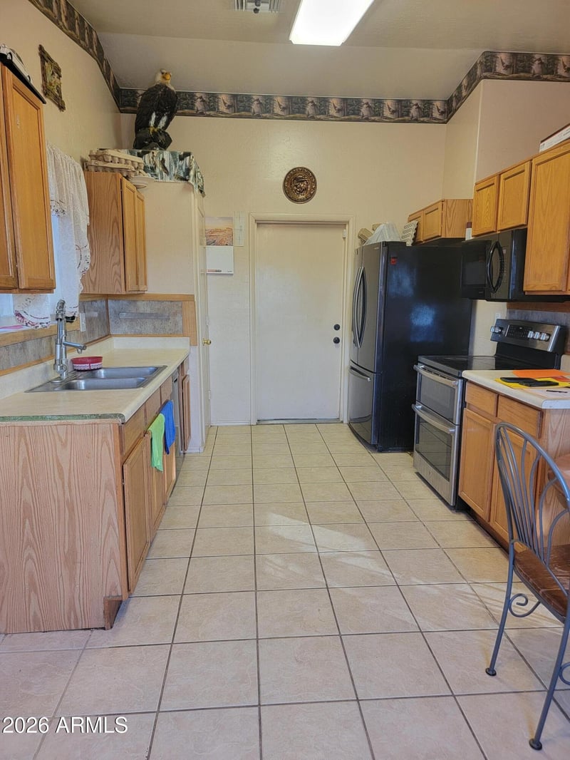 6400 Fox Hollow Ln, San Tan Valley, AZ 85140