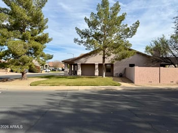 6401 Behrend Dr, Glendale, AZ 85308