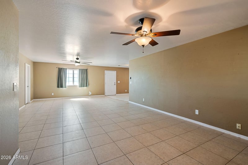 6401 Fox Hollow Ln, San Tan Valley, AZ 85140