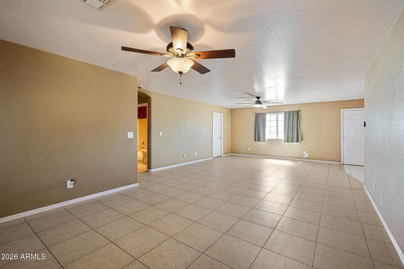6401 Fox Hollow Ln, San Tan Valley, AZ 85140
