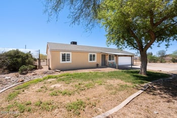 6401 Fox Hollow Ln, San Tan Valley, AZ 85140