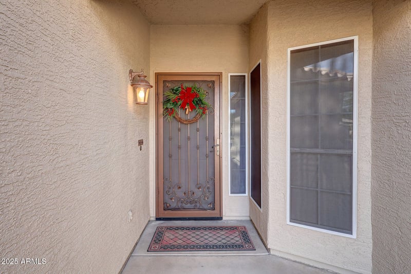 6401 Irma Ln, Glendale, AZ 85308