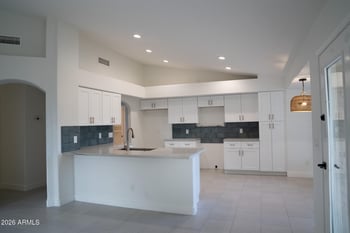 6401 Behrend Dr, Glendale, AZ 85308