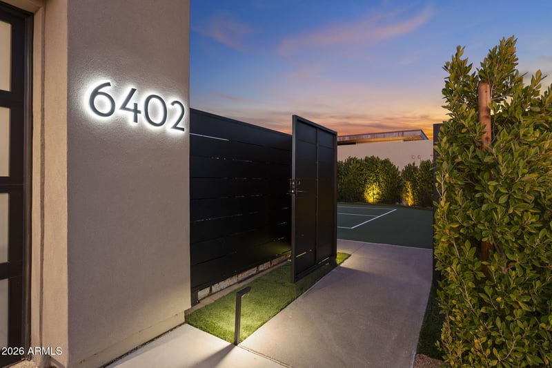 6402 E Lomas Verdes Dr #1, Scottsdale, AZ 85266