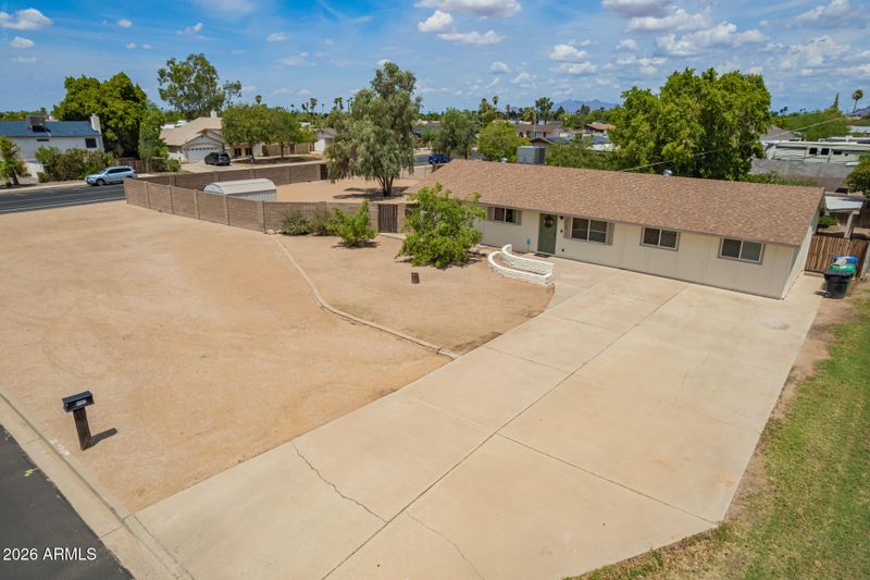 6402 E Princess Dr, Mesa, AZ 85205