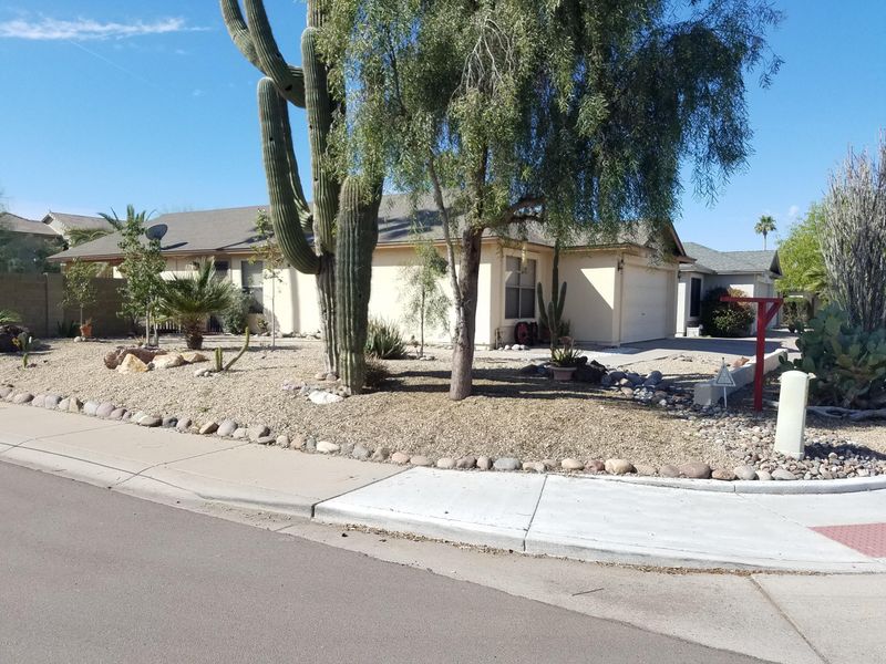 6403 W Lawrence Ln, Glendale, AZ 85302
