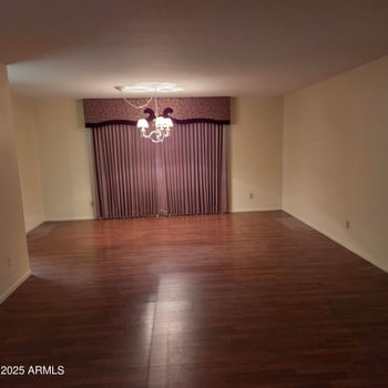 6404 Sunnyslope Ln, Glendale, AZ 85302