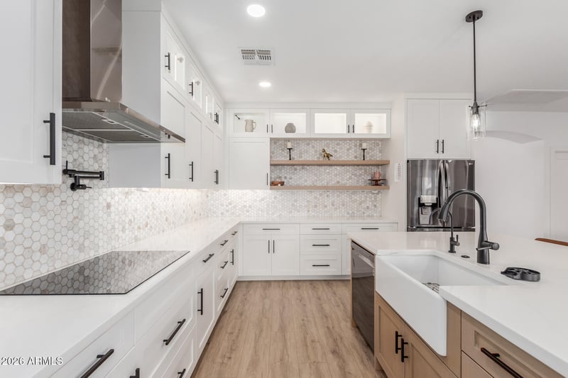 6404 W Black Hill Rd, Phoenix, AZ 85083
