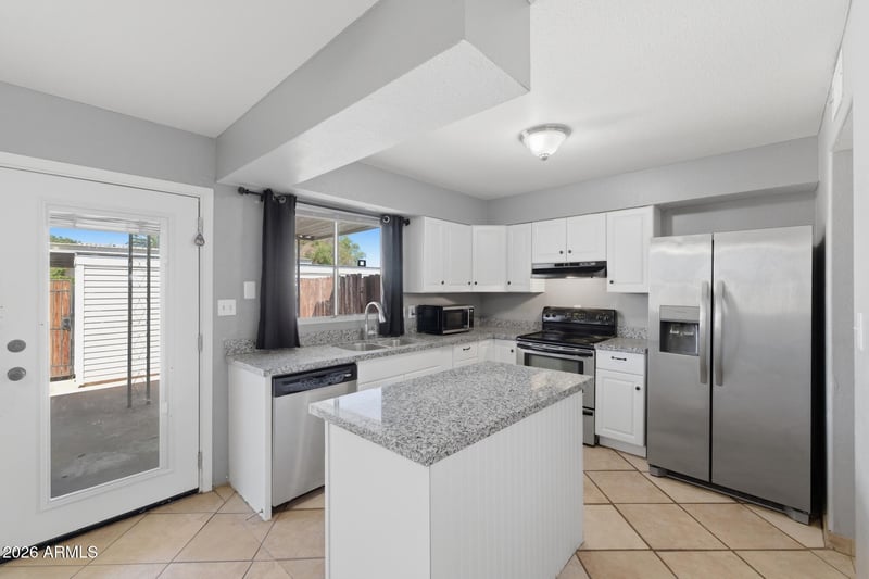 6405 El Camino Dr, Tempe, AZ 85283