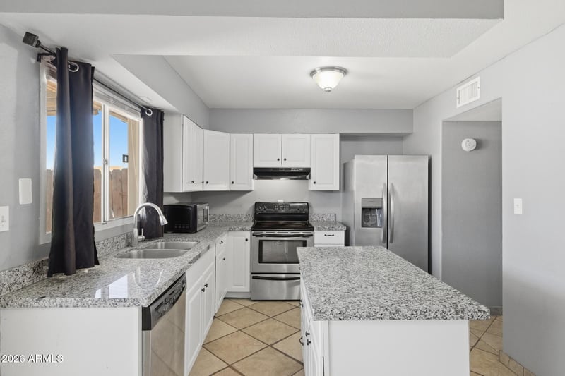 6405 El Camino Dr, Tempe, AZ 85283
