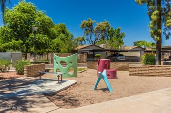 6406 Lakeshore Dr #D, Tempe, AZ 85283