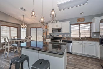 6406 W Tether Trl, Phoenix, AZ 85083