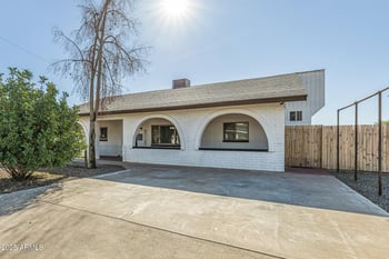 6407 Aspen Ave, Mesa, AZ 85206