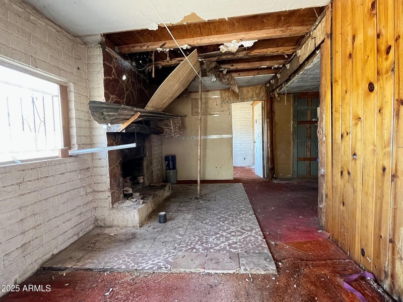 6408 10th St, Phoenix, AZ 85042