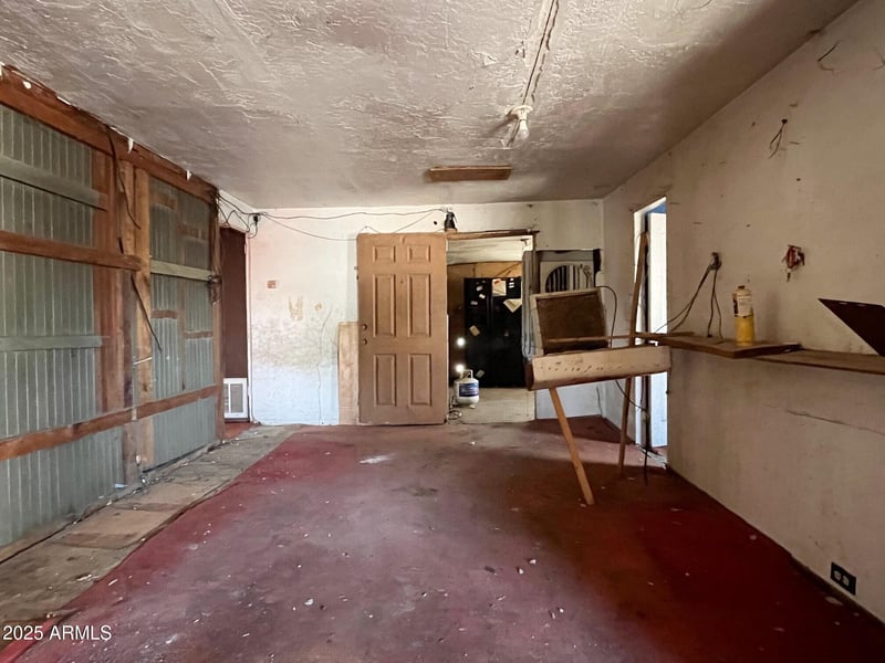 6408 10th St, Phoenix, AZ 85042