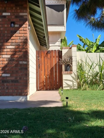 6408 Becker Ln, Glendale, AZ 85304