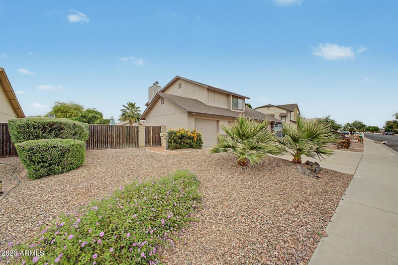 6408 W Sunnyside Dr, Glendale, AZ 85304