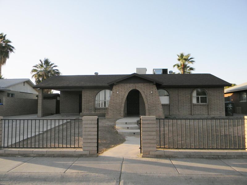 6408 W Thomas Rd, Phoenix, AZ 85033