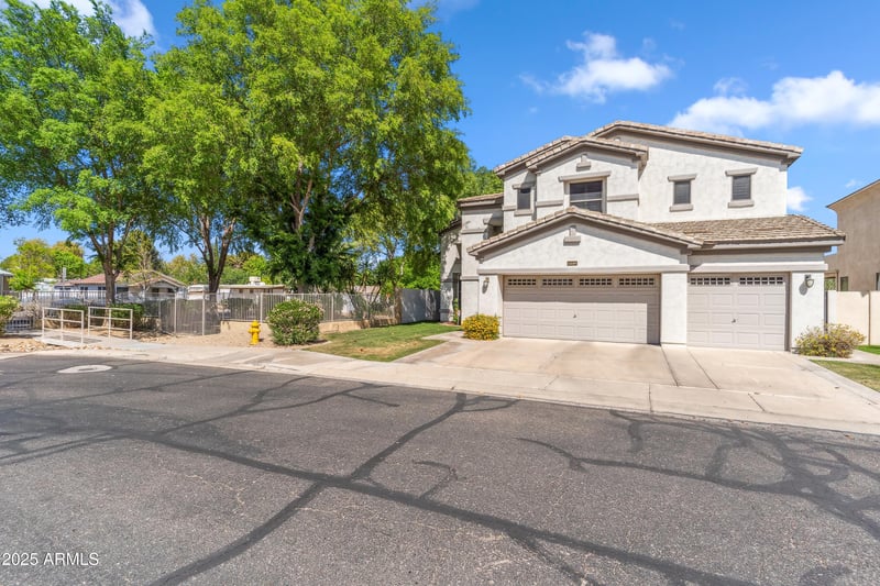 6409 11th Dr, Phoenix, AZ 85013