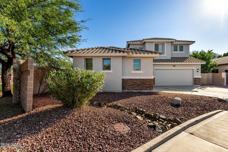 6409 Lucia Dr, Phoenix, AZ 85083