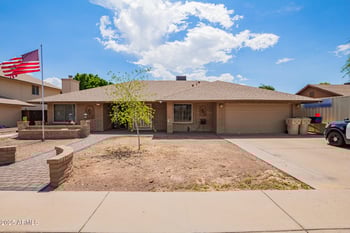 6409 Poinsettia Dr, Glendale, AZ 85304