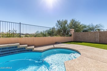6409 Redmont Dr, Mesa, AZ 85215