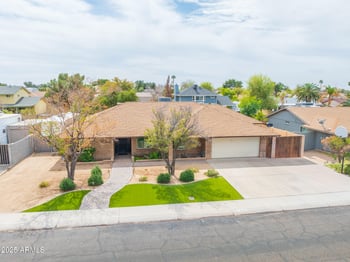 6409 Riviera Dr, Glendale, AZ 85304