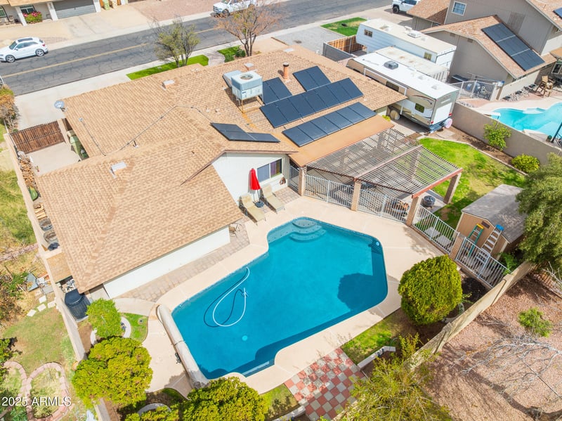 6409 Riviera Dr, Glendale, AZ 85304