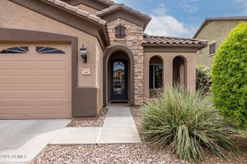641 Mesquite Tree Ln, San Tan Valley, AZ 85143