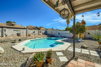 6410 Kings Ave, Glendale, AZ 85306