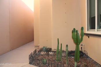 6411 River Dr #6, Tempe, AZ 85283