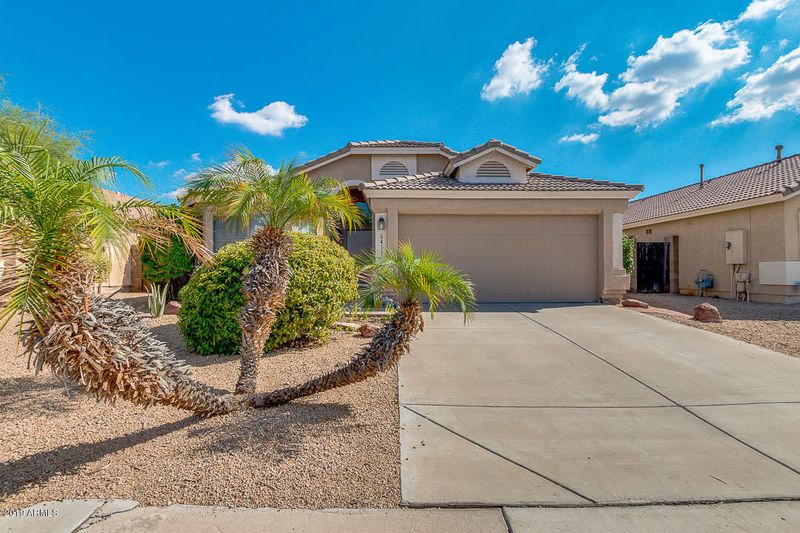 6411 W Chisum Trl, Phoenix, AZ 85083
