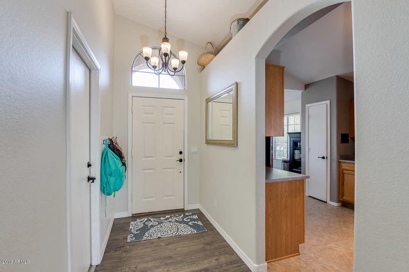 6411 W Chisum Trl, Phoenix, AZ 85083