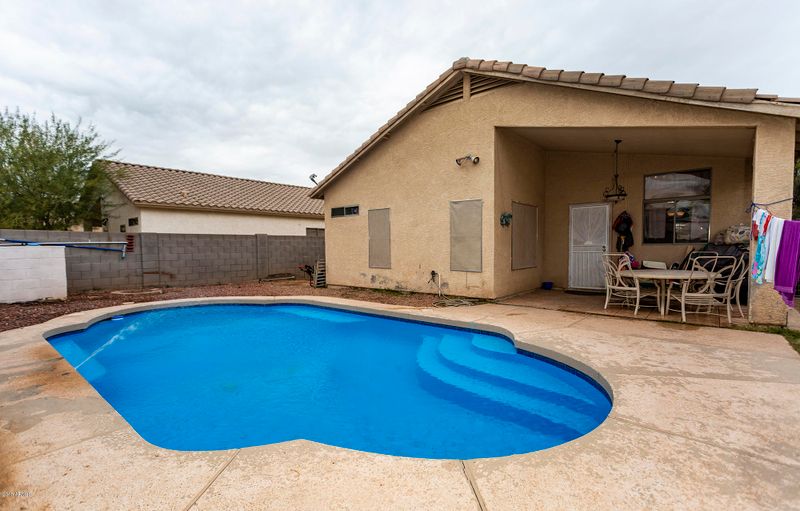 6411 W Gross Ave, Phoenix, AZ 85043