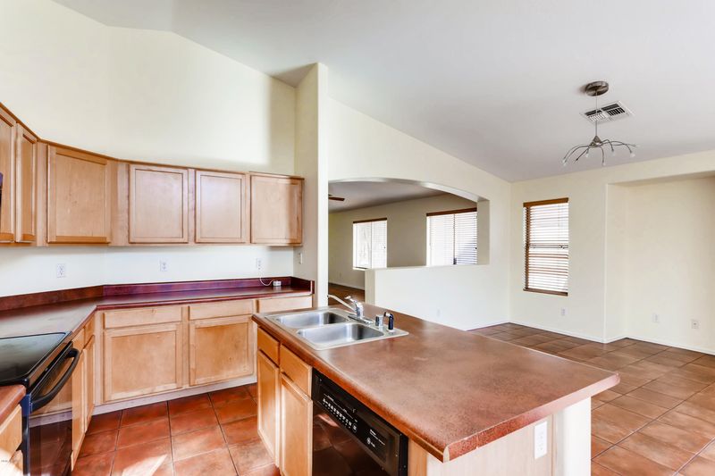 6411 W Watkins St, Phoenix, AZ 85043