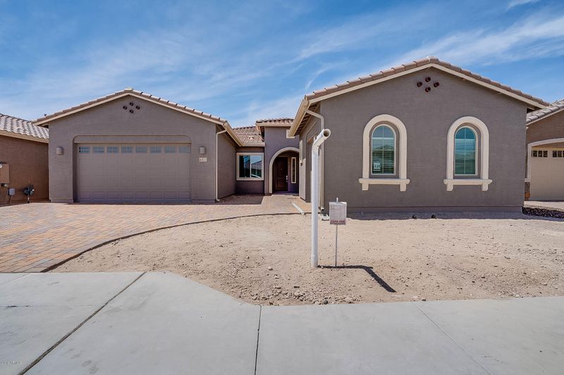 6412 W Hunter Ct, Phoenix, AZ 85083