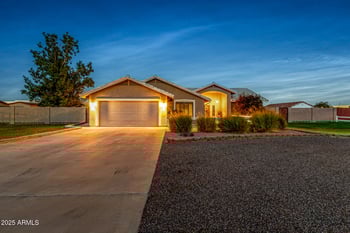 6413 171st Ln, Waddell, AZ 85355