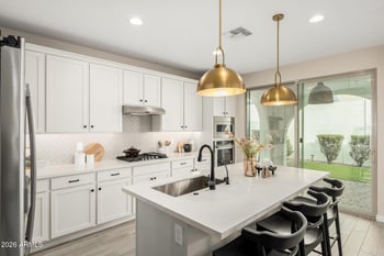 6413 17th St, Phoenix, AZ 85016