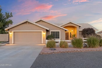 6413 N 171st Ln, Waddell, AZ 85355