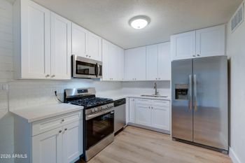 6413 S 21st Pl, Phoenix, AZ 85042